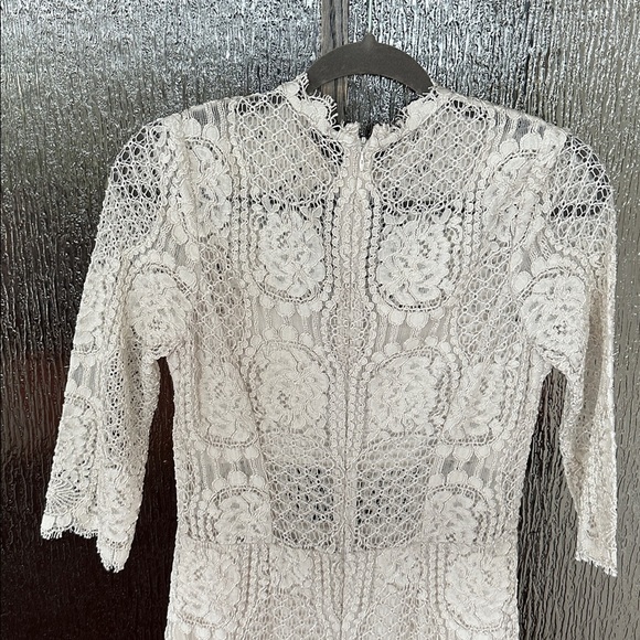 Alexis natural white lace dress size Large. - Picture 12 of 17